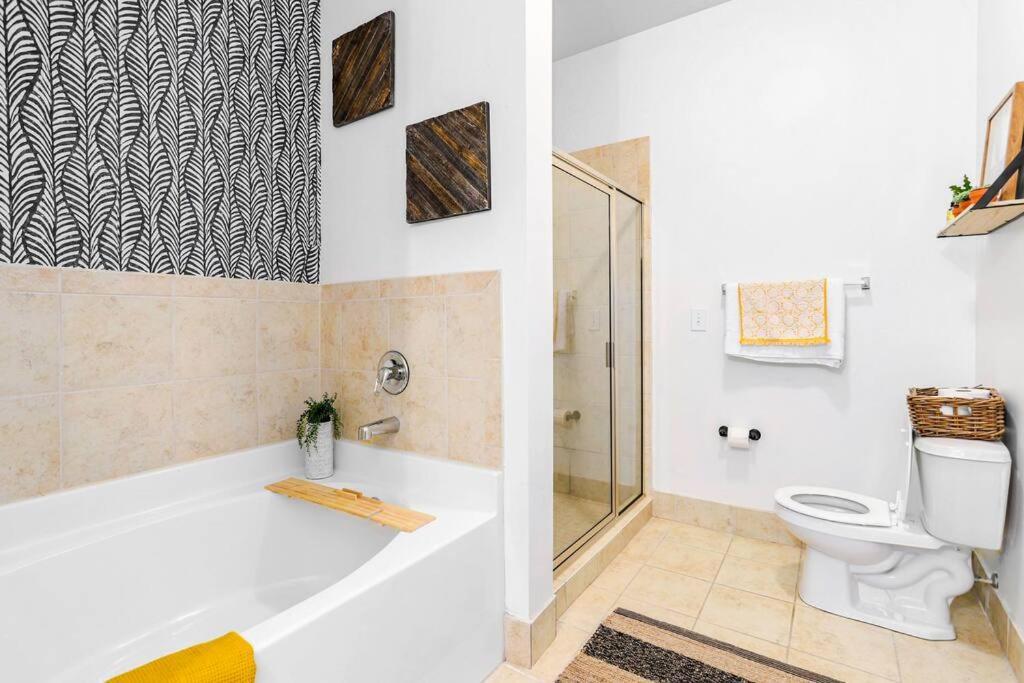 Entire Condo - Urban Safari In The Heart Of Atl Atlanta Extérieur photo