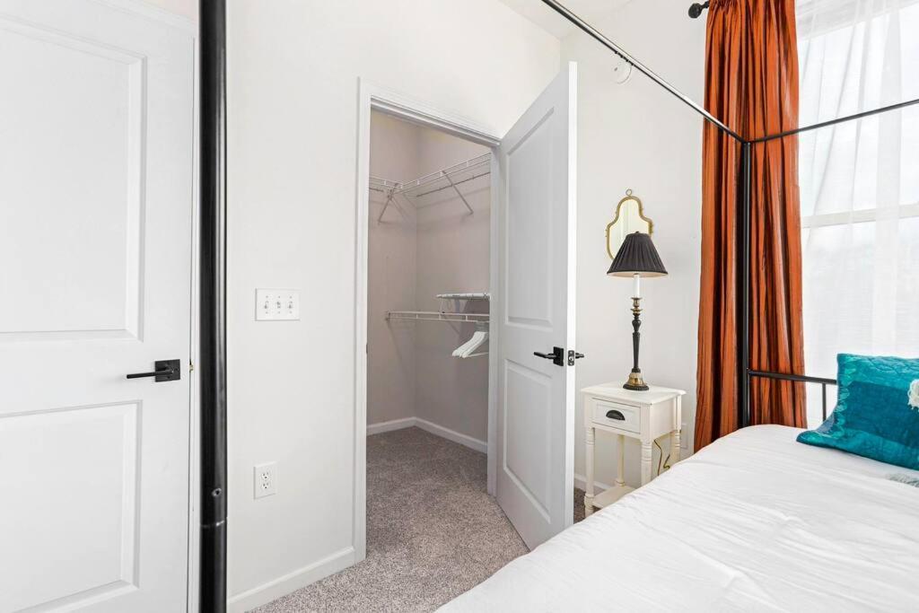 Entire Condo - Urban Safari In The Heart Of Atl Atlanta Extérieur photo